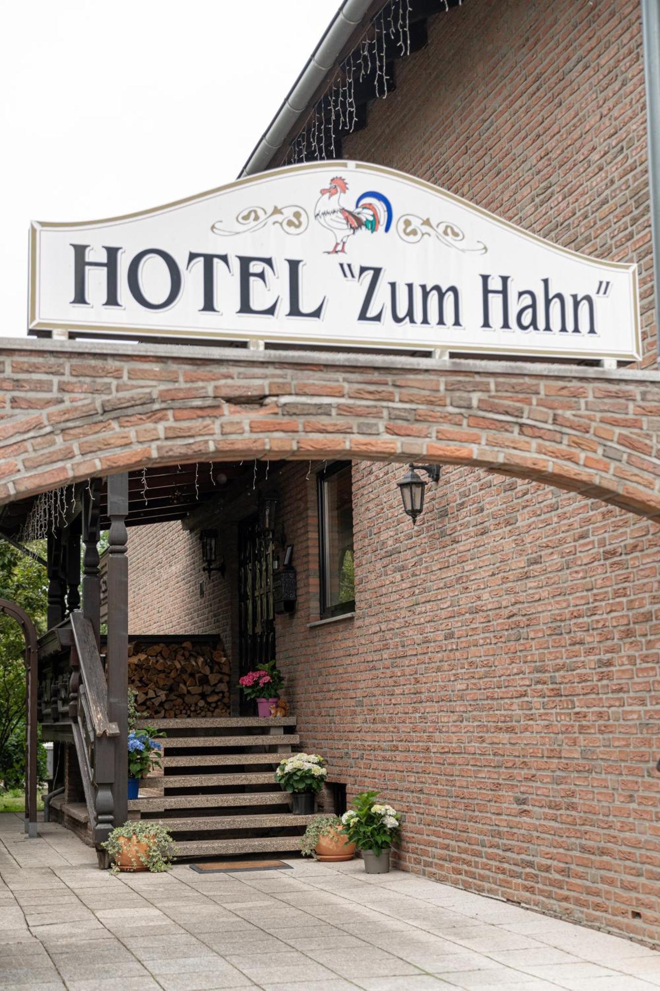 Zum Hahn Nocleg ze śniadaniem *